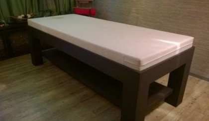 Thai style fixed height massage bed